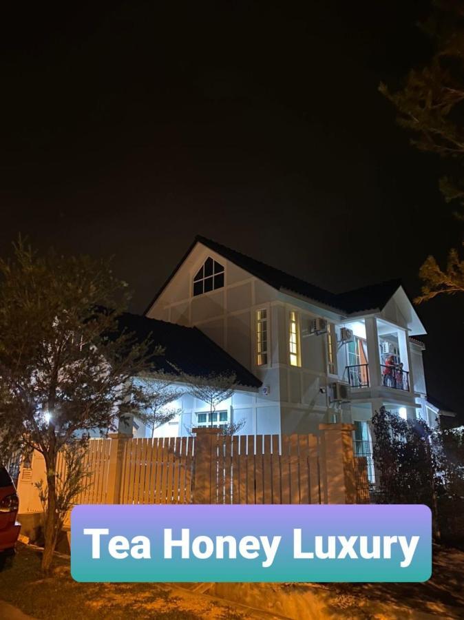 Tea Honey Luxury Villa Malacca Buitenkant foto